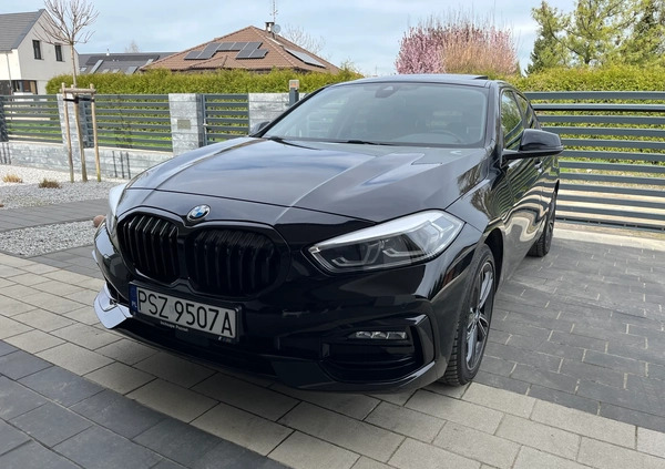 BMW Seria 1 cena 118900 przebieg: 16815, rok produkcji 2021 z Błażowa małe 562